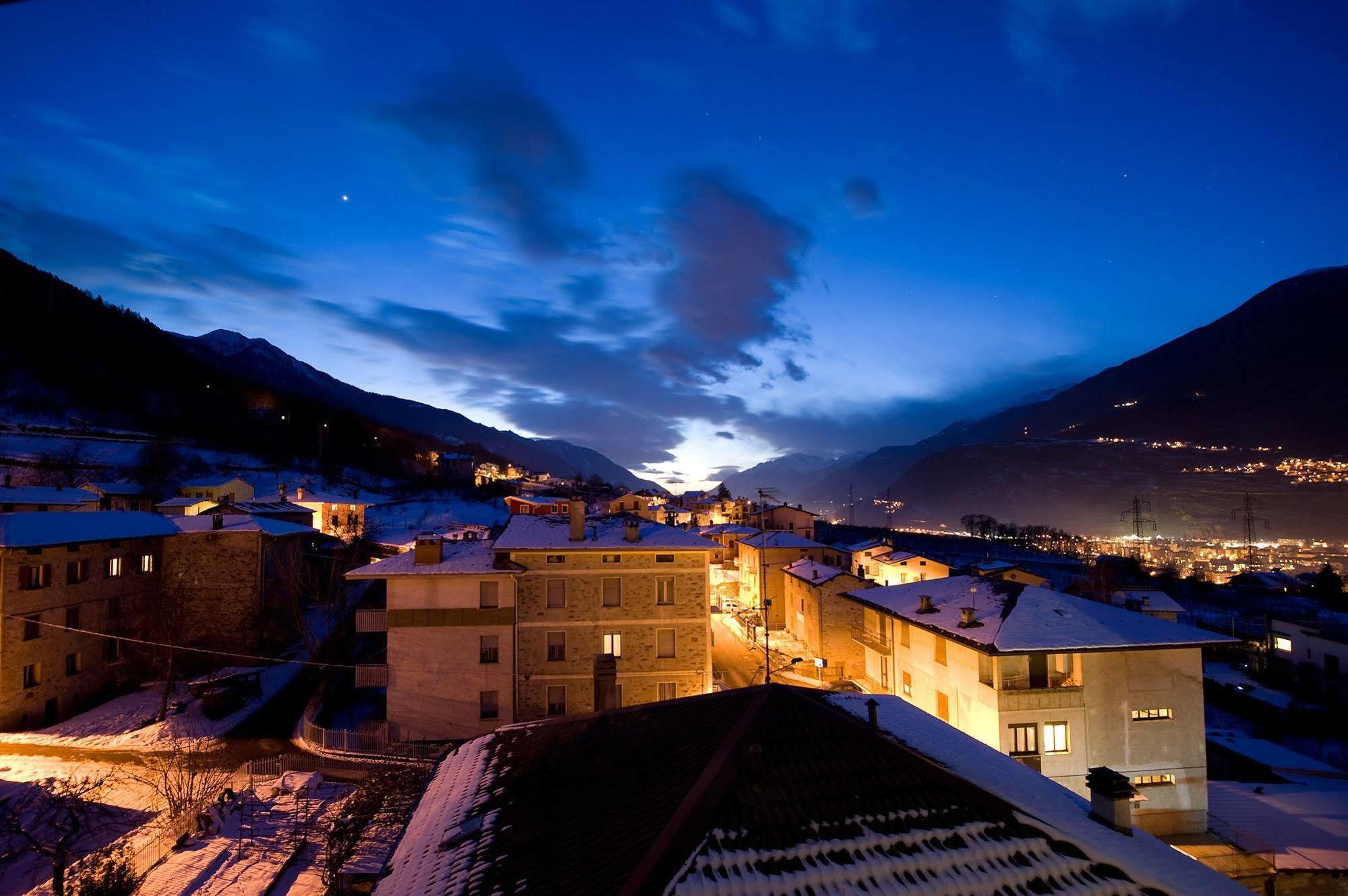 Hotel Campelli Sondrio Exterior photo